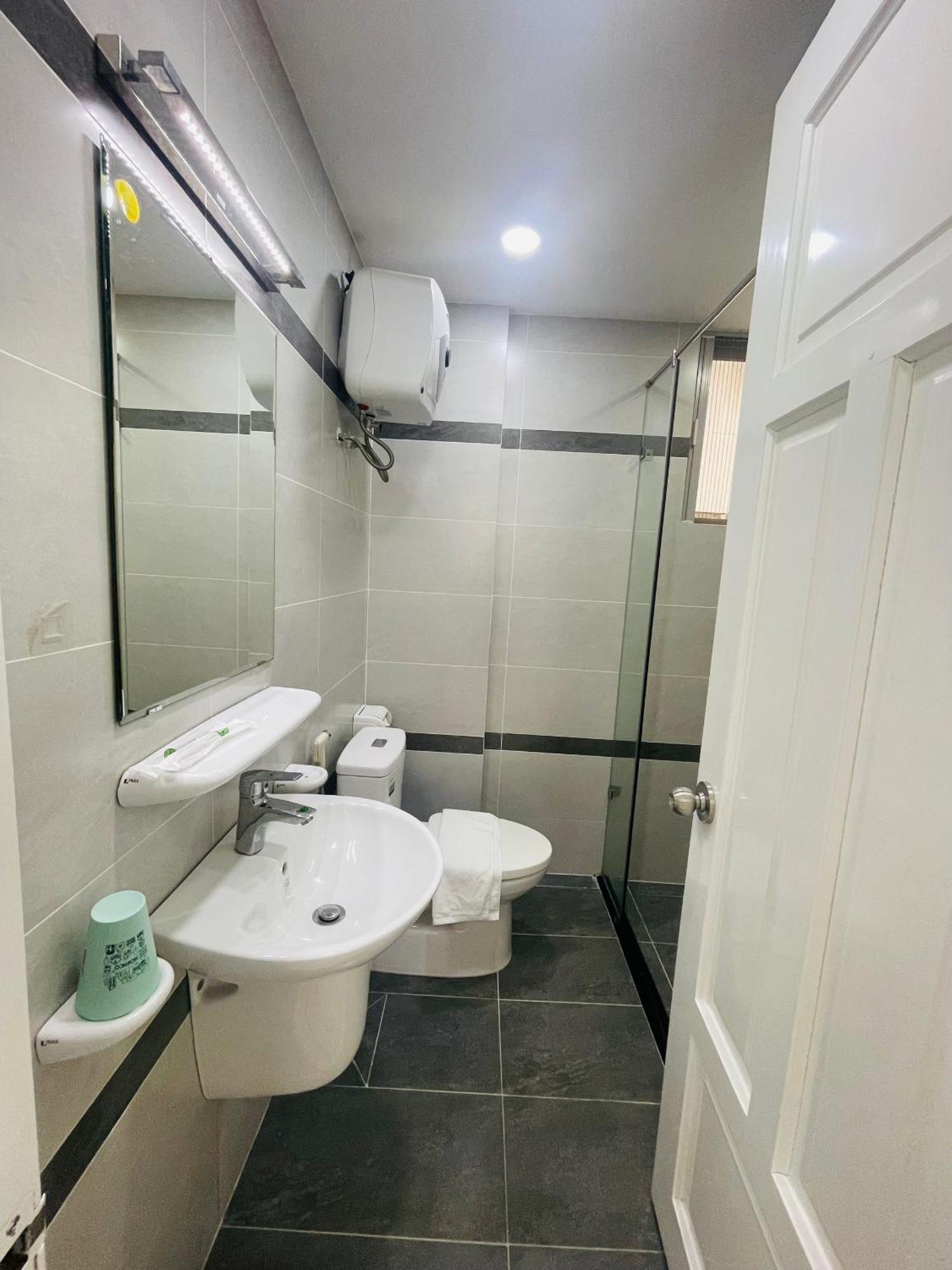 Secc Luxury 2-Br Apartment, Scenic Valley, Saigon Exhibition And Convention Center, Fv Hospital, Phu My Hung District 7 Хошимин Екстериор снимка
