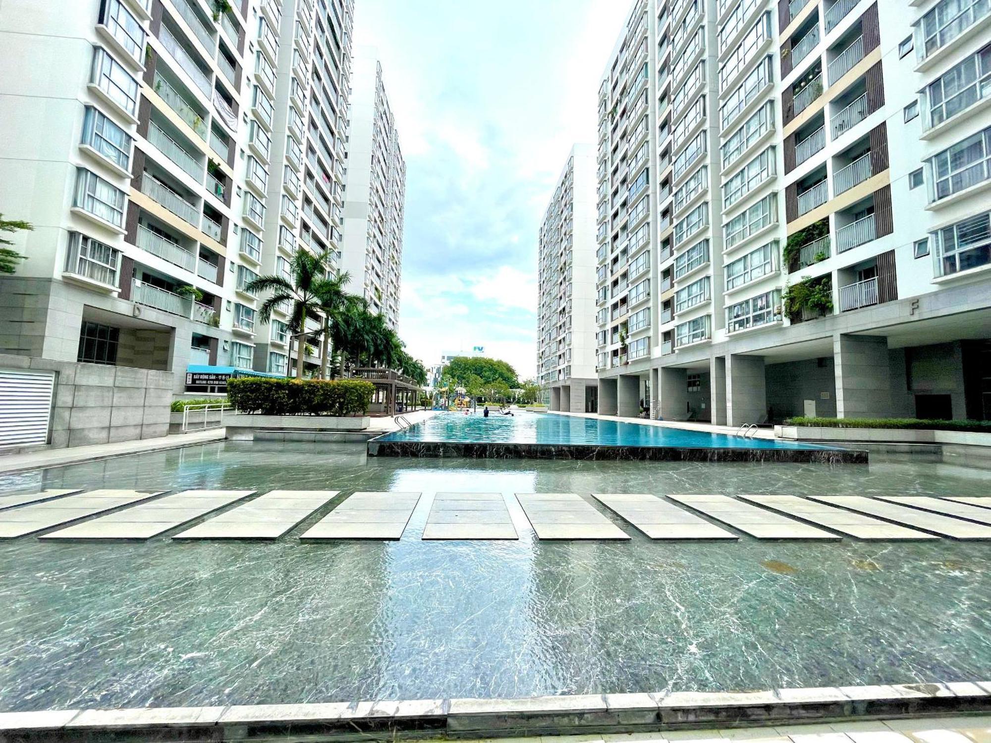 Secc Luxury 2-Br Apartment, Scenic Valley, Saigon Exhibition And Convention Center, Fv Hospital, Phu My Hung District 7 Хошимин Екстериор снимка